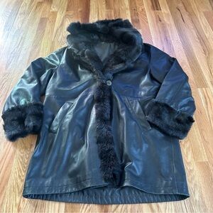 VTG 90s Ponte Vecchio Black Leather Jacket Faux Fur Trim Reversible Size 46